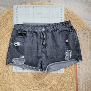 😍 4 for 8 😍Shein raw edge ripped jean shorts